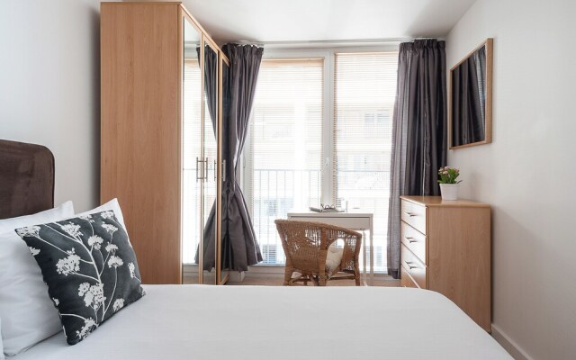 3BR Flat Near London City, With Stunning Views