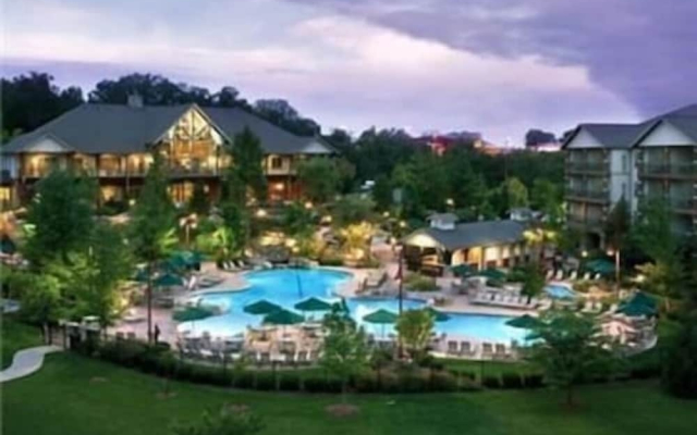 2 Bedroom Villa- sleeps 8