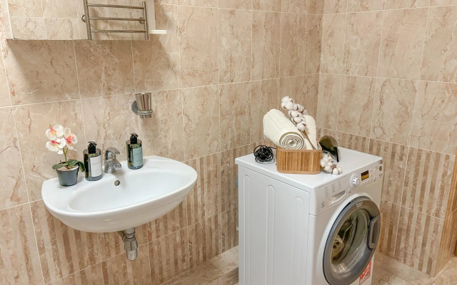 Sun City на ул. Архитектора Попова