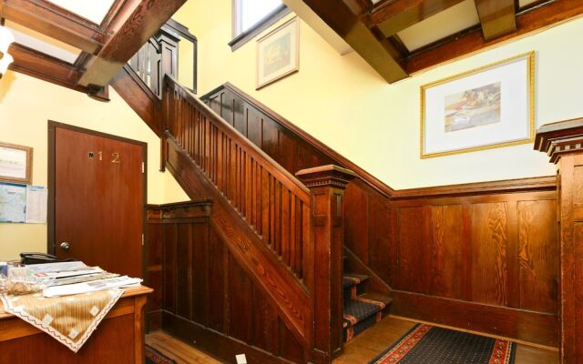 Manor Guest House