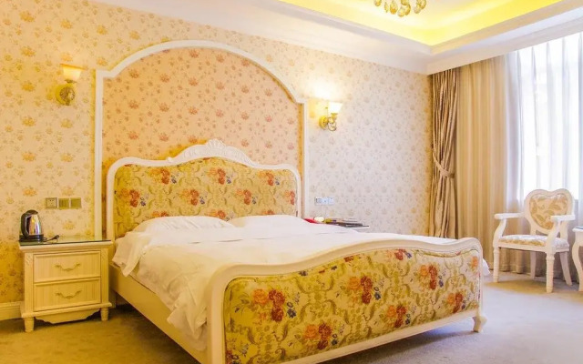 Yibinbandao Holiday Hotel