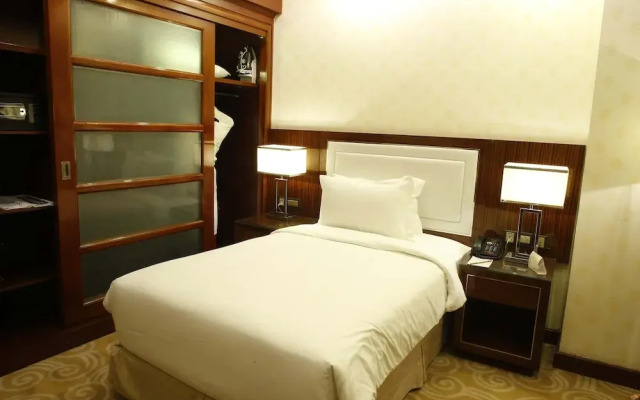 Royal Swiss Lahore