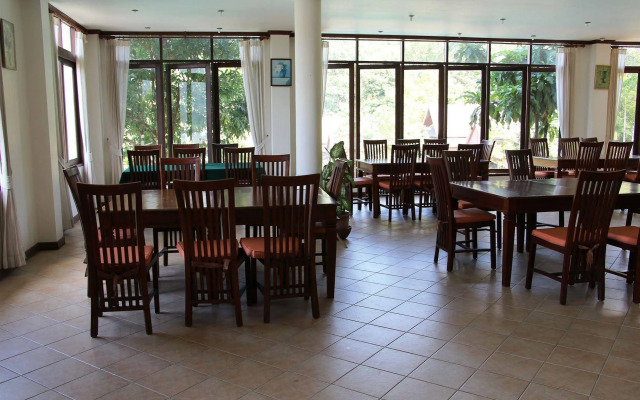 Kooncharaburi Resort