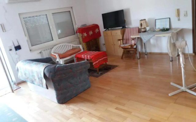 Apartments by the sea Businci, Ciovo - 9450