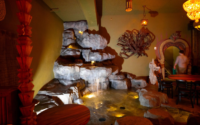 McMenamins Elk Temple