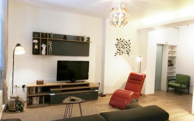 Apartment Lucy - City Center of Rijeka 4 *