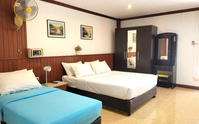 Rabbit Mansion Patong Hotel