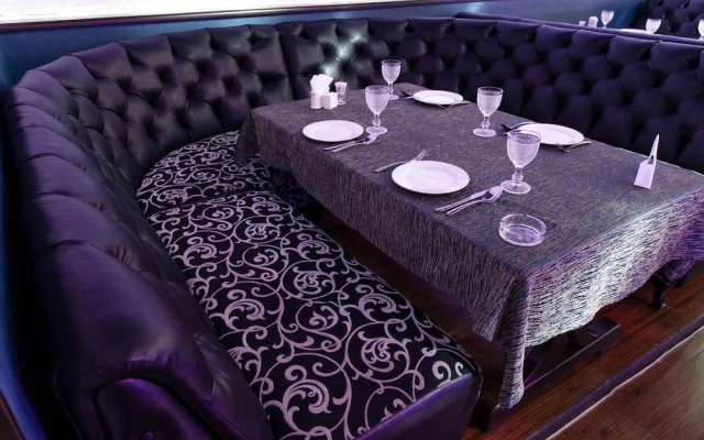 Charos Deluxe Resort