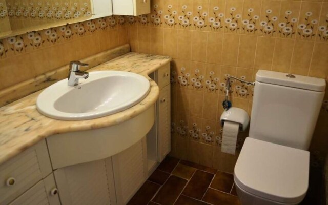 106306 - Apartment in Llança