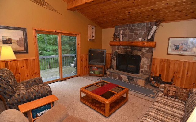 Pineview 3 Bedrooms 2 Bathrooms Condo