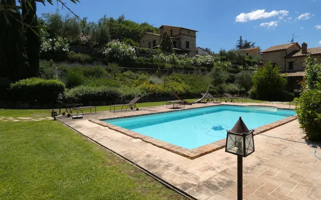 I Escape to Umbria, Quiet