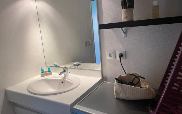 NICE 47 m with BALCONY near ARCACHON