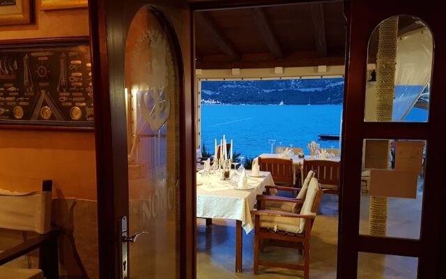 Sweet Village Hotel By The Sea