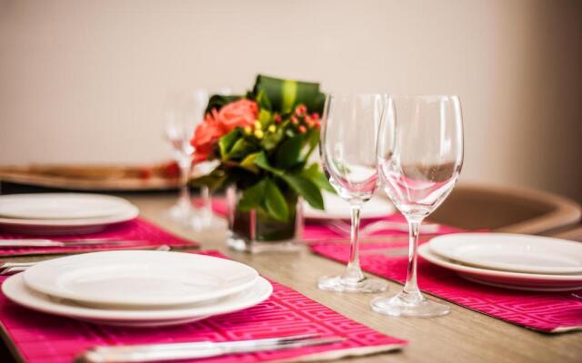 CM Serviced Apartment Shenzhen Hillside