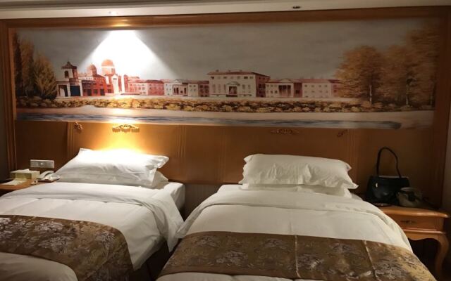 Vienna International Hotel (Xi'an Terra Cotta Warriors Subway Station)