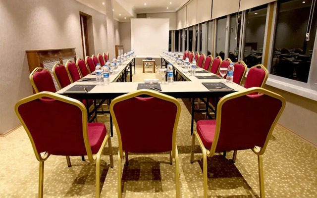 Pietra Hotel