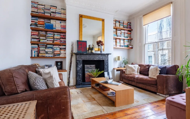 Cozy 2BR Near Notting Hill & Hyde Park