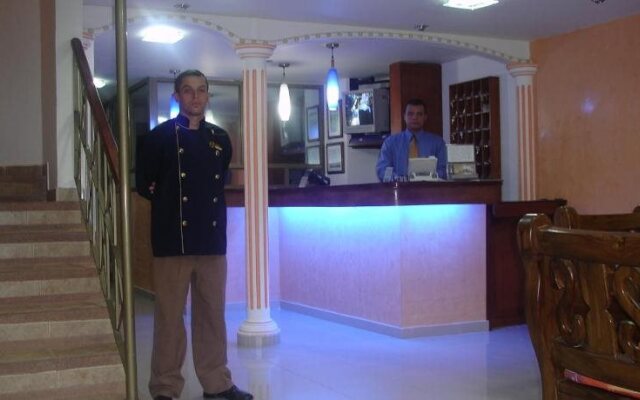 Hotel Armont