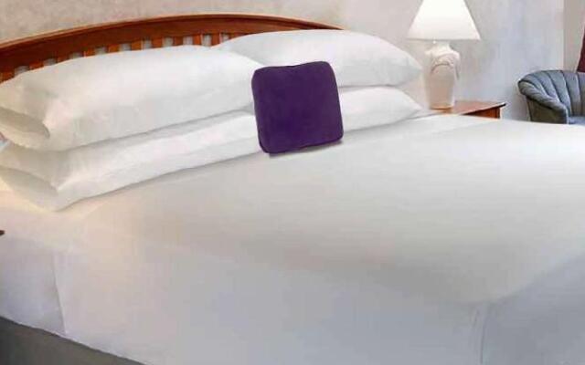 Knights Inn Cleveland