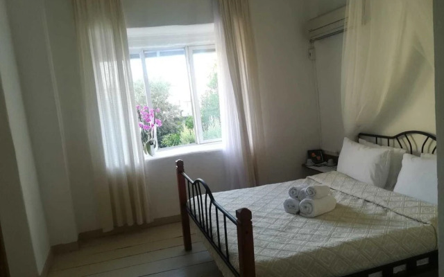 Alacati Frida Butik Otel