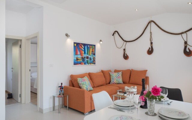 Holiday House Kanica