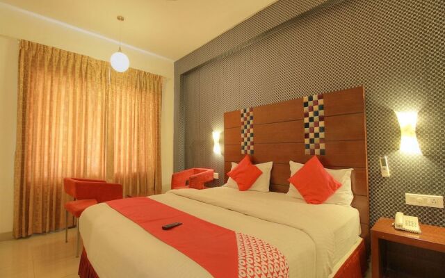 OYO 1531 Vels Grand Inn Hotel