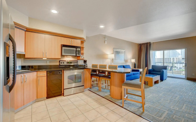 Platinum Suites Hotel and Spa