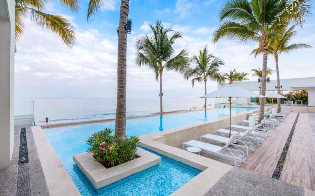 Harbor Puerto Vallarta 1008