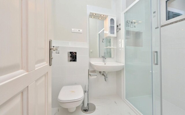 Awesome Home in Kosljun With Wifi and 7 Bedrooms
