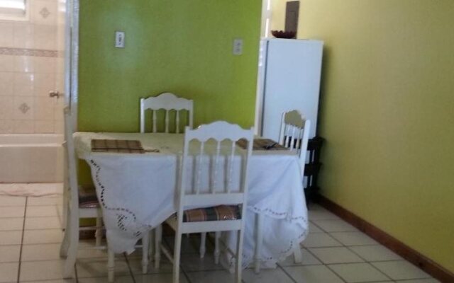 Chrisanns Beach Resort