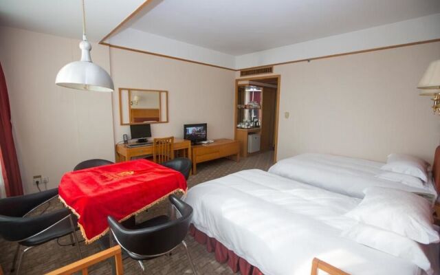 Mingxiang Hotel (Wenling Zeguo Passenger Transport Center)