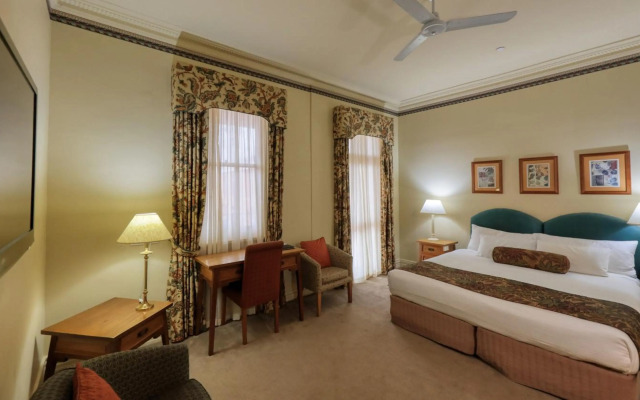 Royal Exchange Hotel