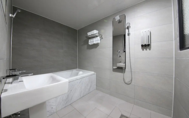 2 Night Business Hotel