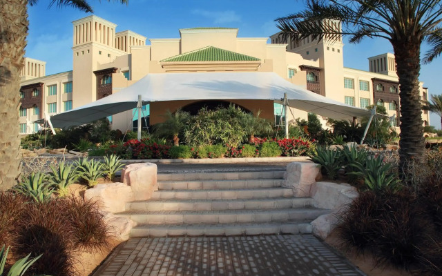 Desert Islands Resort & Spa by Anantara