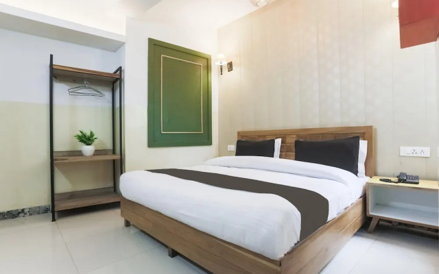 Cozy Stays Near Pacific Mall Rajpur Dehradun