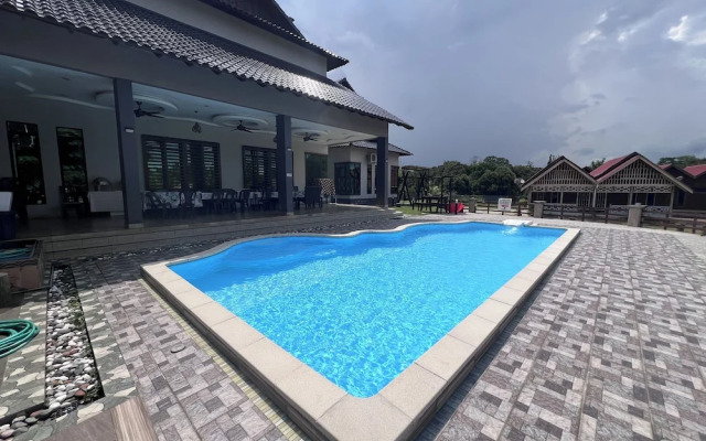 Nurbayu Chalet, Kemaman