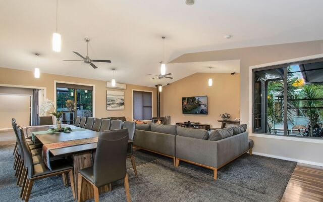 A PERFECT STAY - Lennox Unique Coastal Retreat