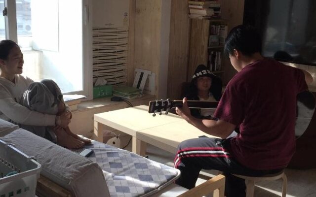 Lian Guesthouse - Hostel