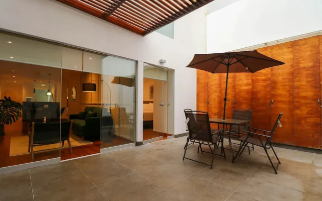 w Elegant 2BR w Spacious Terrace in Miraflores
