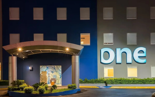 One Monterrey Aeropuerto
