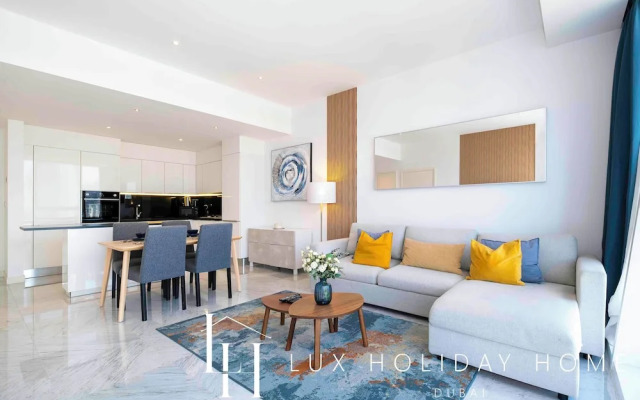 LUX The Pad Executive Suite 2
