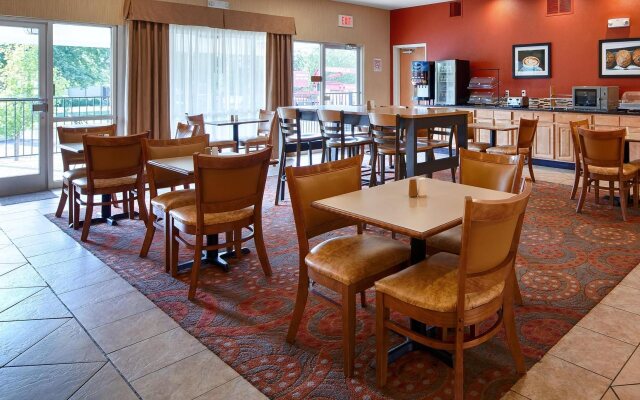 Best Western Plus Pontoon Beach