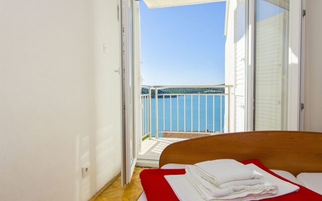 Apartments Rada