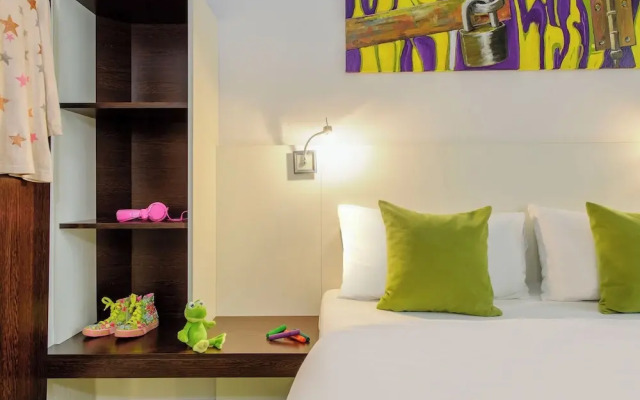 SleepinRoomz Boutique Hotel