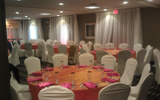 Holiday Inn Express Urbandale Des Moines