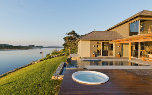 Plett Lagoon Villa