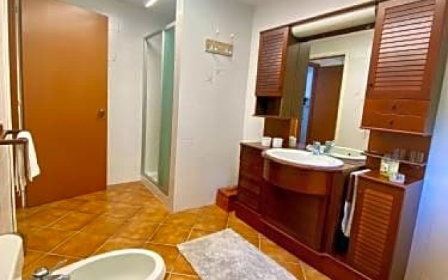 La casetta dalla porta rossa