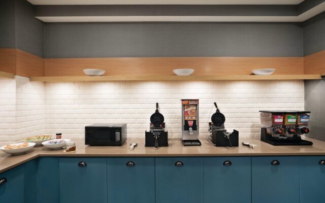 Comfort Inn & Suites Liverpool - Syracuse North