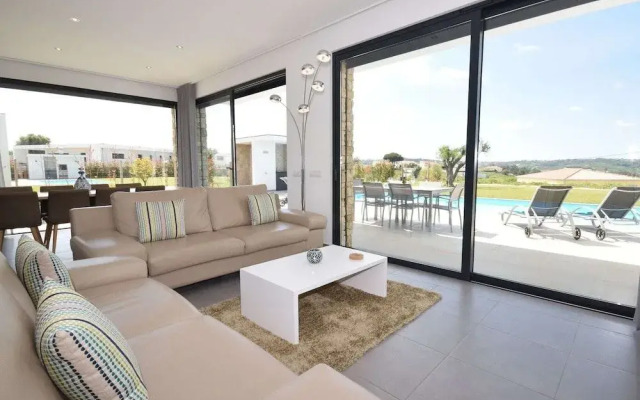 Villa in Alcobaca With Private Pool