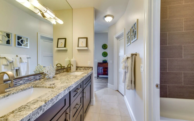 Waterfront Luxury Gilbert Retreat w/ Pool & Spa!